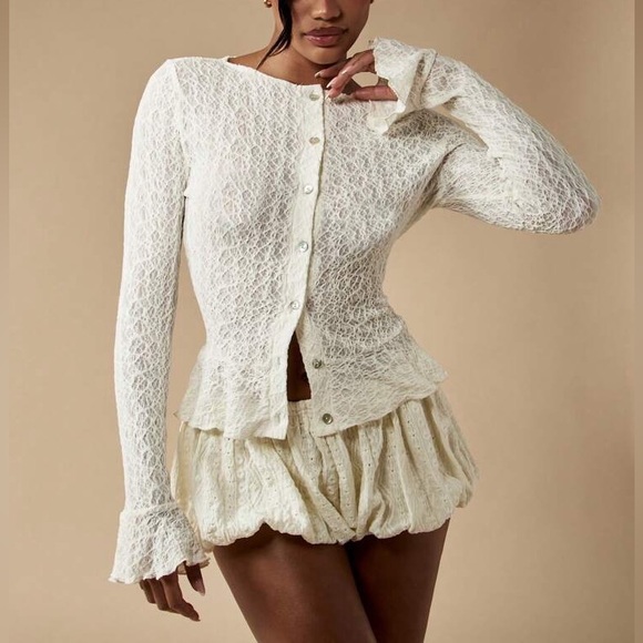 Tops - Ivory Lace Button-Up Peplum Top